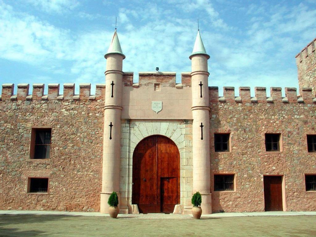 Masia de San Juan - Casas rurales con piscina en masia fortificada Segorbe  Exterior foto