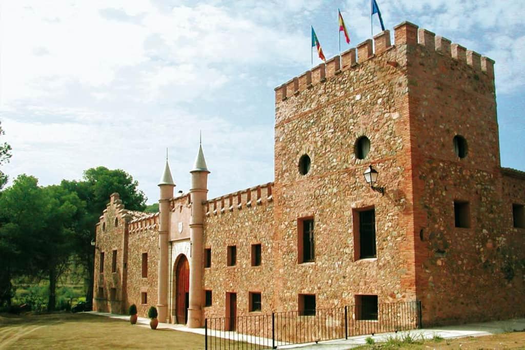 Masia de San Juan - Casas rurales con piscina en masia fortificada Segorbe  Exterior foto